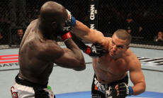 Ровно десять лет назад в UFC был оформлен легендарный камбэк. Видео