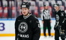 Клуб конференции «Барыса» продлил контракт с основным защитником