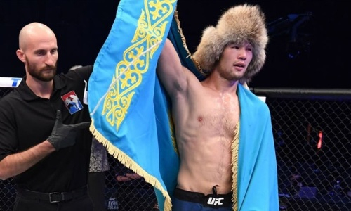 Шавкат Рахмонов удосрочил бразильца с 26 победами в своем втором бою в UFC