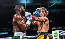 «Он хотел его нокаутировать». Экс-чемпион мира объяснил, почему Мэйвезер не смог «удосрочить» ютубера