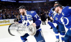 Экс-хоккеисты «Барыса» победили в финале Кубка Стэнли и стали двукратными обладателями трофея