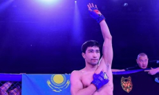 Прямая трансляция турнира AMC Fight Nights 103 с участием казахстанского бойца