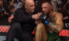 Комментатор UFC Роган ответил на критику за интервью с Макгрегором после перелома ноги