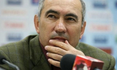 Работающий в «Кайрате» Бердыев стал главным кандидатом на пост тренера клуба РПЛ
