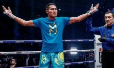 Непобежденный казахстанский боксер показал видео подготовки к возвращению на ринг