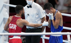 «Было чисто видно». Бахыт Сарсекбаев прокомментировал нокдаун Бибосынова в полуфинале Олимпиады-2020