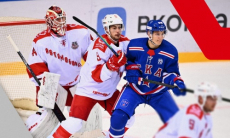 Голевая передача хоккеиста сборной Казахстана помогла его новому клубу обыграть СКА. Видео