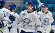 «Грустно было не встретить кого-то из ребят». Мэттью Фрэттин рассказал о победе над «Куньлунь Ред Стар», возвращении в «Барыс», тренировках в Канаде и возвращении Бойда