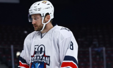 Хоккеист сборной Казахстана отметился результативной передачей в матче Кубка Чемпионов КХЛ