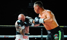 «Выздоравливал две недели». Польский боксер назвал бой с казахстанцем самым тяжелым в своей карьере