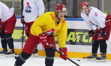 «Цель очевидна». В клубе хоккеиста сборной Казахстана и экс-наставника «Барыса» нацелены на Кубок Гагарина