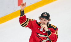 Клубы хоккеистов сборной Казахстана совершили громкий обмен перед стартом сезона КХЛ