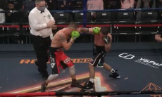 Казахстанский боксер проиграл бой за титул WBO