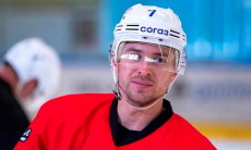 Хоккеист сборной Казахстана вместе с клубом КХЛ отправился на второй выезд сезона