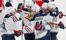 Клуб хоккеистов сборной Казахстана разгромил «Спартак» и выиграл 11-й матч кряду в КХЛ. Видео