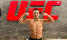 Казах из UFC получил в соперники американца