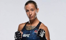 Мария Агапова провела фотосессию и вспомнила свой дебют в UFC