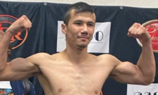 Казахстанский боксер прошел взвешивание перед дебютным боем в США