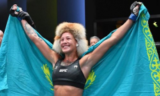 «Казахстан, алга!». UFC отреагировал на яркую победу Марии Агаповой