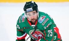 40-летний ветеран КХЛ забил первый гол в сезоне в матче с «Барысом»