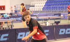 Казахстанец бьется за награды на международном турнире по настольному теннису