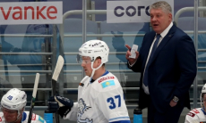 Наставник «Барыса» продолжает подъем в рейтинге тренеров КХЛ