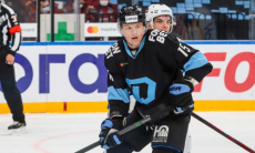 «Я не паниковал». «Барыс» осчастливил нападающего соперника в КХЛ