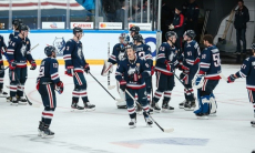 Соперник «Барыса» по конференции разгромно проиграл в матче КХЛ и не смог обойти казахстанцев