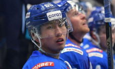 «В следующей игре исправим». Хоккеист «Барыса» разобрал провал с «Локомотивом» и дал обещание