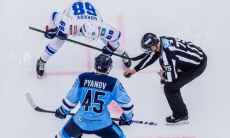 «Они сами подрастеряли свою игру». В «Сибири» нацелились использовать ошибку «Барыса» и вырвать победу