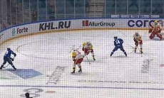 Легионер «Барыса» разрезал всю оборону «Йокерита» помог своему клубу размочить счет. Видео