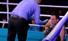Казахстанский боксер заставил сдаться узбека в первом раунде. Видео