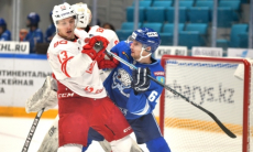 «Страдает голевой засухой». КХЛ оценила расклад сил в матче «Спартак» — «Барыс»