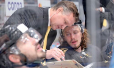 У наставника клуба КХЛ спросили о приходе в команду экс-тренера «Сарыарки». Он отреагировал