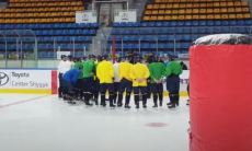 Хоккеисты «Торпедо» провели необычную тренировку. Видео