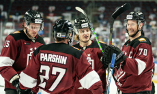 «Это дикая лига». Обыгравший на «одной» ноге «Барыс» хоккеист рассказал скандальную историю своего побега из КХЛ