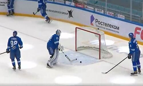 «Барыс» пропустил две шайбы за 13 секунд в матче КХЛ. Видео