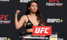 «Он пинал меня по лицу». Бывшая чемпионка UFC подверглась жестокому нападению