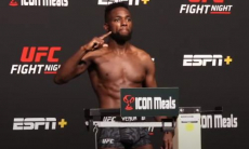 Соперник Жалгаса Жумагулова в UFC явился последним на взвешивание и прошел его. Видео