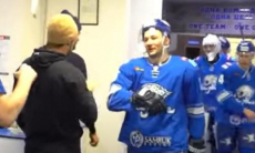 Представлено видео из раздевалки «Барыса» после победы над «Куньлунь РС»