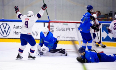 Казахстан сенсационно разгромлен во втором матче молодежного чемпионата мира по хоккею