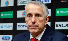 Принципиальный соперник «Барыса» в КХЛ решил судьбу главного тренера