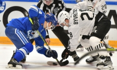 «Команда Михайлиса прибавила в качестве». В России спрогнозировали матча «Трактор» — «Барыс»