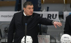 «Дали сопернику вернуться в игру». Наставник «Трактора» раскрыл секрет победы над опасным «Барысом»