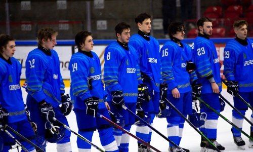 Прямая трансляция матча Казахстан — Дания на молодежном ЧМ-2022 по хоккею