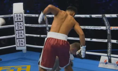 Два нокдауна и нокаут. Узбекский чемпион Азии уничтожил соперника в первом раунде. Видео