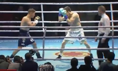 Видео полного боя Данияра Елеусинова с тремя нокдаунами за титул чемпиона мира