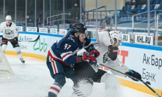 Конкурент «Барыса» за место в плей-офф КХЛ остановил лидера Востока и увеличил отрыв от астанчан