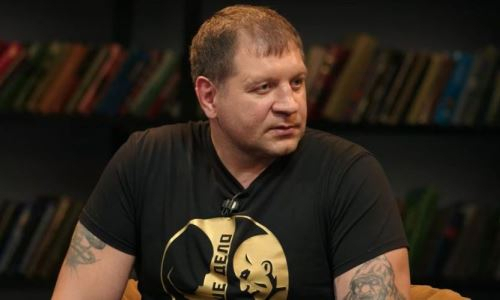 Ведущий «Что было дальше?» рассказал, как Емельяненко хотел избить Понасенкова