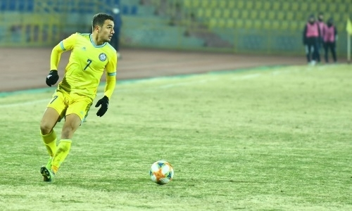 Зарубежные клубы ведут борьбу за известного казахстанского футболиста